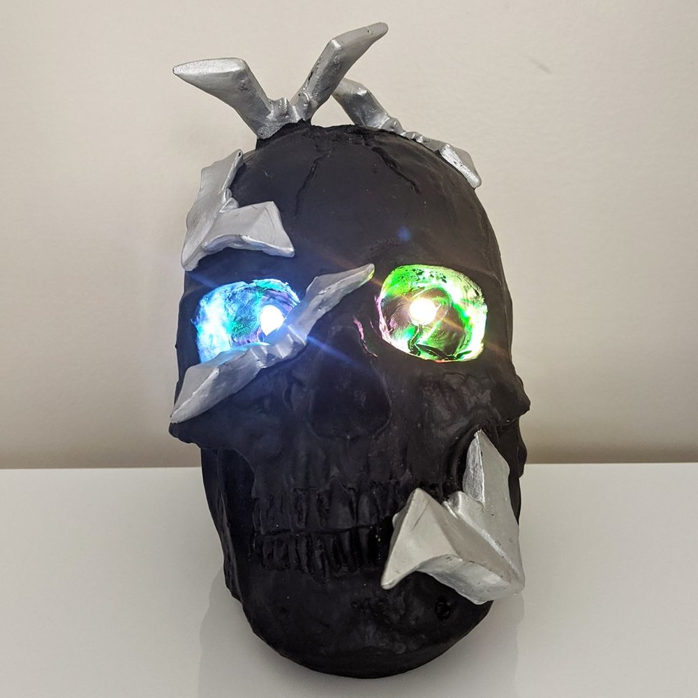 Gothic LED Skull & Bats 💀🦇